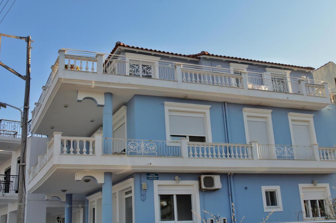 Apartament La Maison Bleue Lixouri Zewnętrze zdjęcie